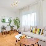 Art Deco' - Sleepwithme - Free Parking - Free Breakfast - Very Friendly Staff Appartement Pisa