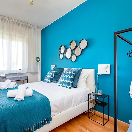 Apartment Art Deco' - Sleepwithme - Free Parking - Free Breakfast - Very Friendly Staff
