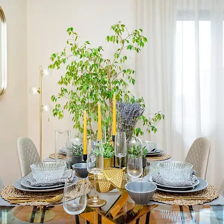Apartment Art Deco' - Sleepwithme - Free Parking - Free Breakfast - Very Friendly Staff *