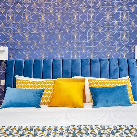 Art Deco' - Sleepwithme - Free Parking - Free Breakfast - Very Friendly Staff Apartment Pisa