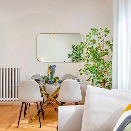 Art Deco' - Sleepwithme - Free Parking - Free Breakfast - Very Friendly Staff Apartment